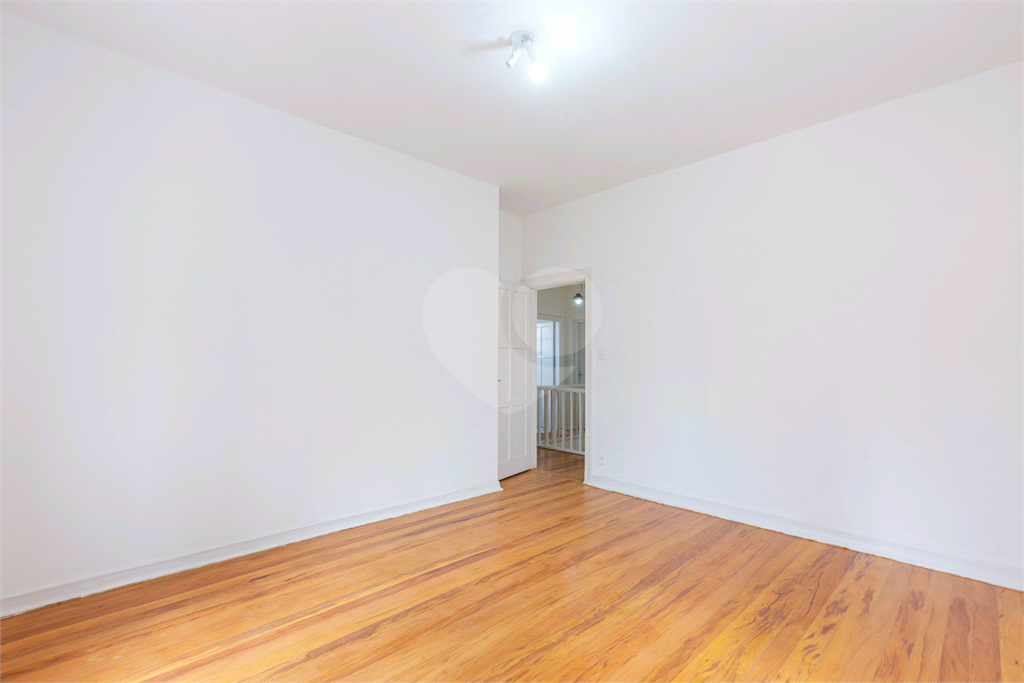 Casa Sobrado - Pacaembu - 4 Dormitórios - 235 m² Área útil 