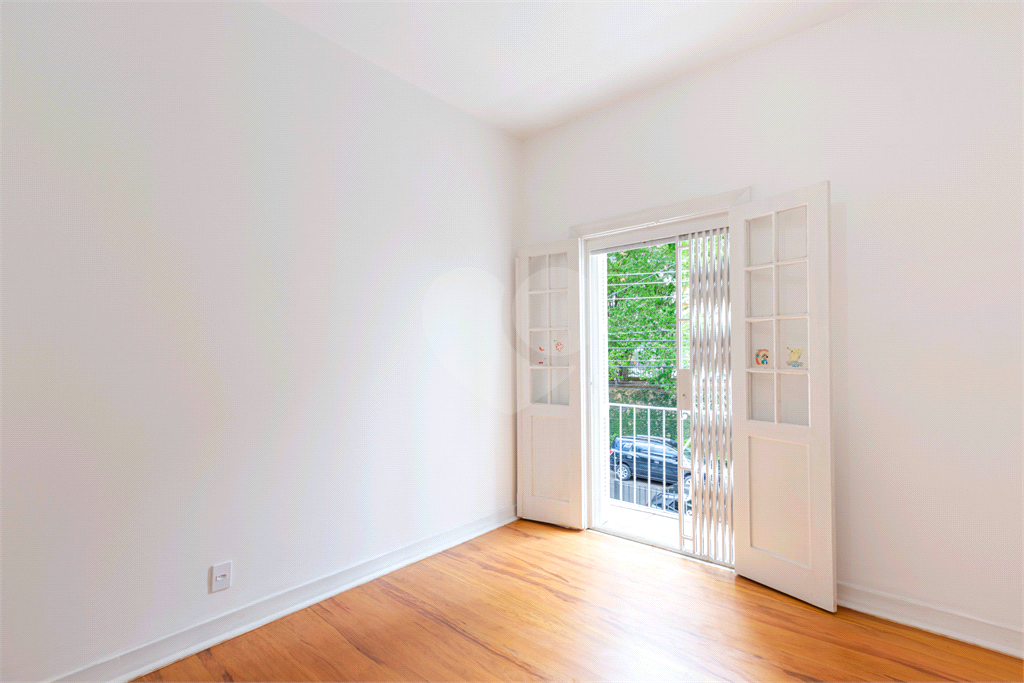 Casa Sobrado - Pacaembu - 4 Dormitórios - 235 m² Área útil 