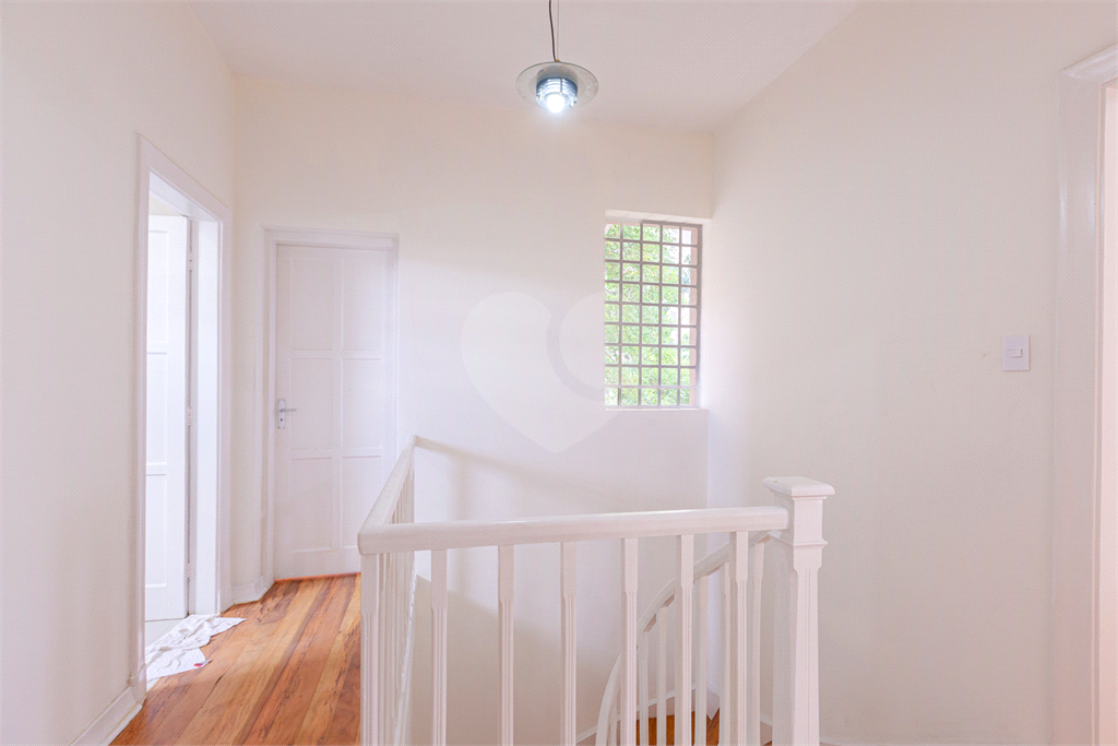 Casa Sobrado - Pacaembu - 4 Dormitórios - 235 m² Área útil 