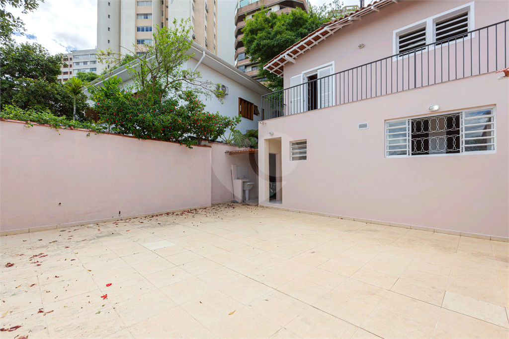 Casa Sobrado - Pacaembu - 4 Dormitórios - 235 m² Área útil 