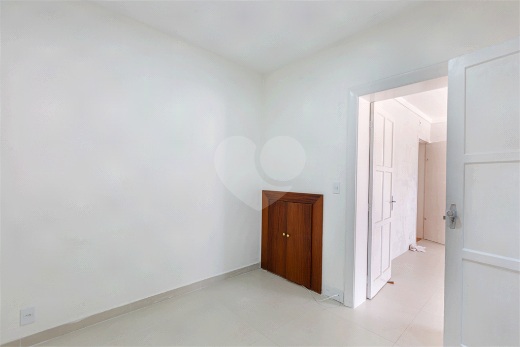 Casa Sobrado - Pacaembu - 4 Dormitórios - 235 m² Área útil 