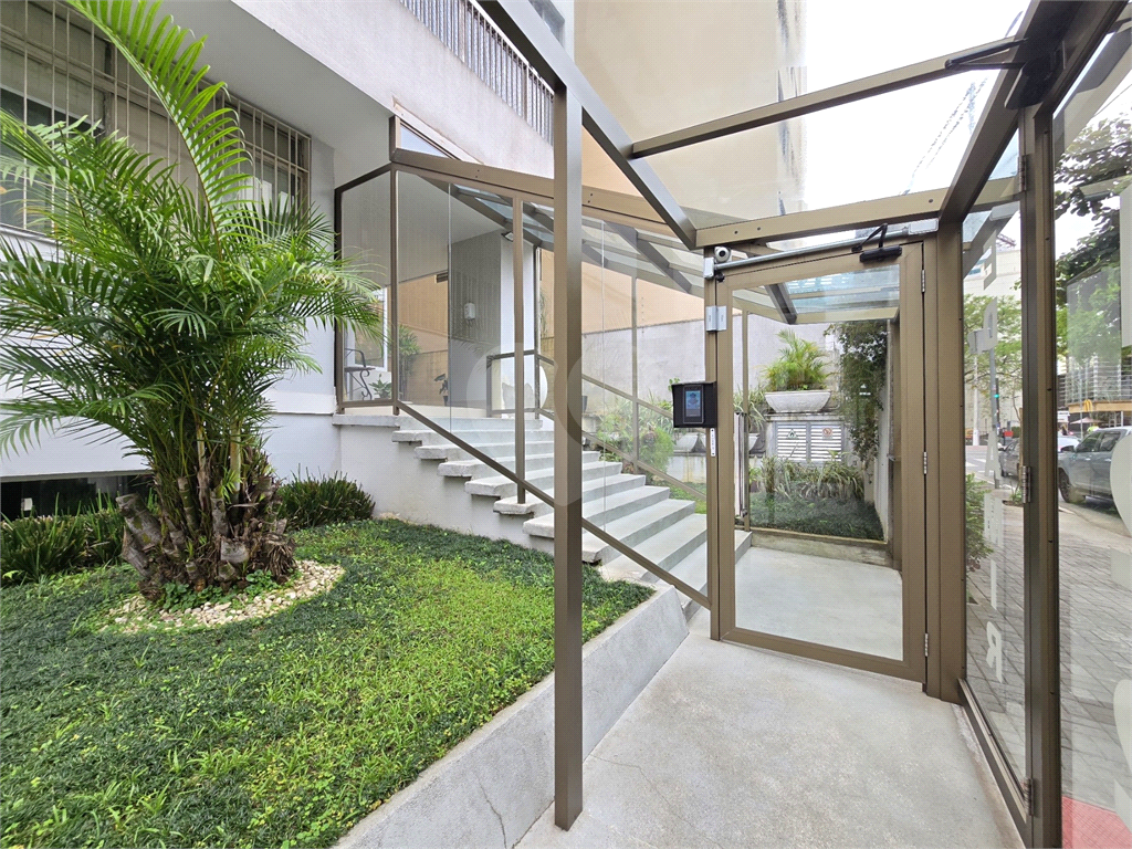 Apartamento Residencial para alugar com 3 quartos 1 vaga ao lado do metrô em Paraíso São Paulo - SP