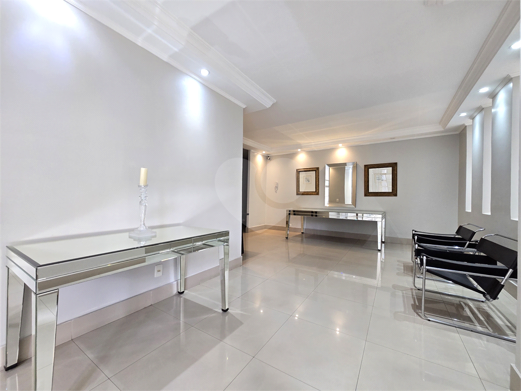 Apartamento Residencial para alugar com 3 quartos 1 vaga ao lado do metrô em Paraíso São Paulo - SP