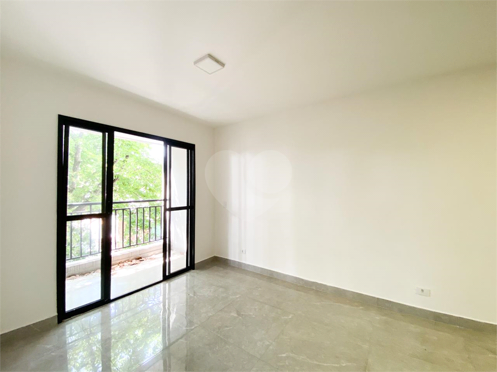 Apartamento 1 dormitório e 1 vaga de garagem   