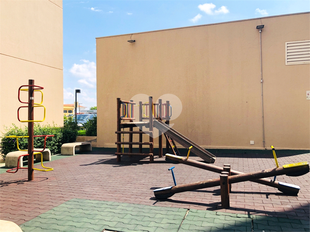 Apartamento à Venda 42m²| 2 Dormitórios| 1 Vaga|  Com Varanda | Cachoeirinha