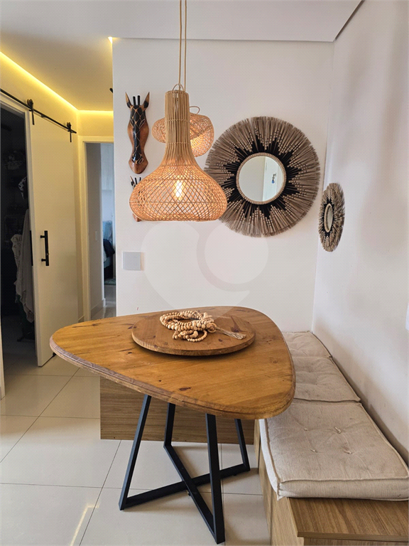 Apartamento à Venda 42m²| 2 Dormitórios| 1 Vaga|  Com Varanda | Cachoeirinha