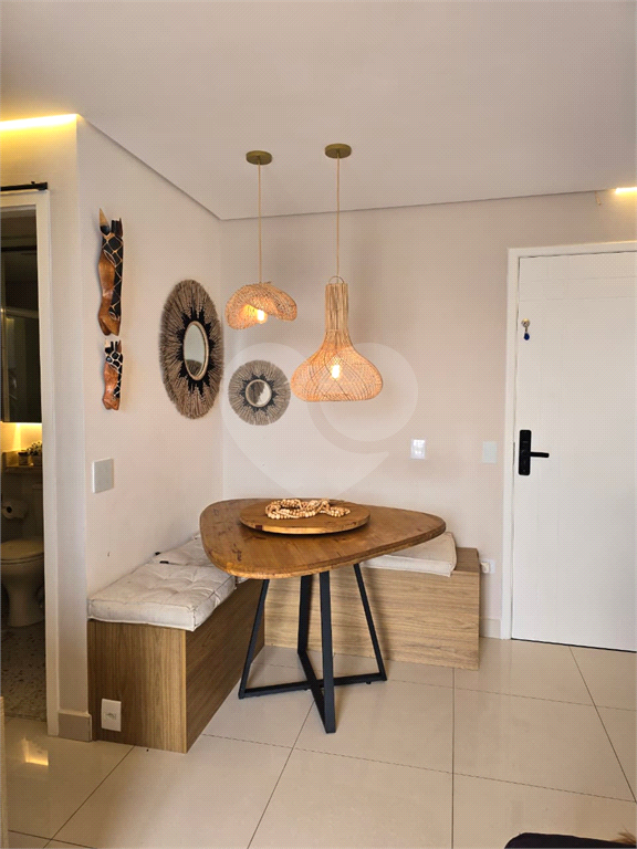 Apartamento à Venda 42m²| 2 Dormitórios| 1 Vaga|  Com Varanda | Cachoeirinha