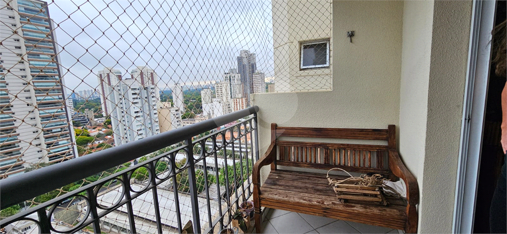 Apartamento à venda em Pinheiros -  3 quartos, 2 suítes - 100 m2