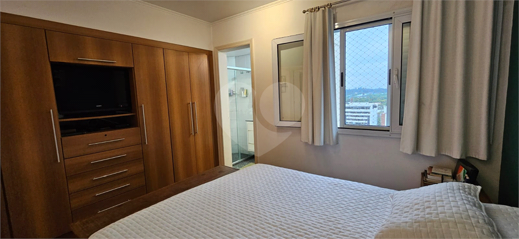 Apartamento à venda em Pinheiros -  3 quartos, 2 suítes - 100 m2