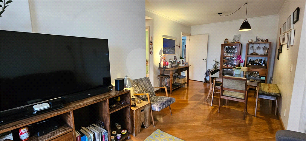 Apartamento à venda em Pinheiros -  3 quartos, 2 suítes - 100 m2