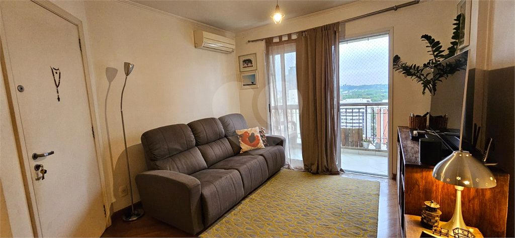 Apartamento à venda em Pinheiros -  3 quartos, 2 suítes - 100 m2