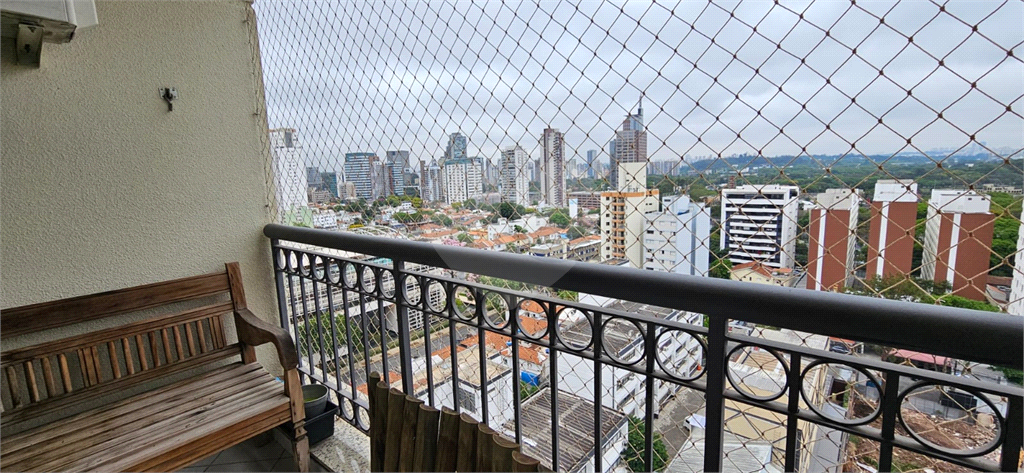 Apartamento à venda em Pinheiros -  3 quartos, 2 suítes - 100 m2