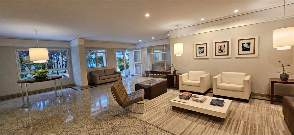 Apartamento à venda em Pinheiros -  3 quartos, 2 suítes - 100 m2