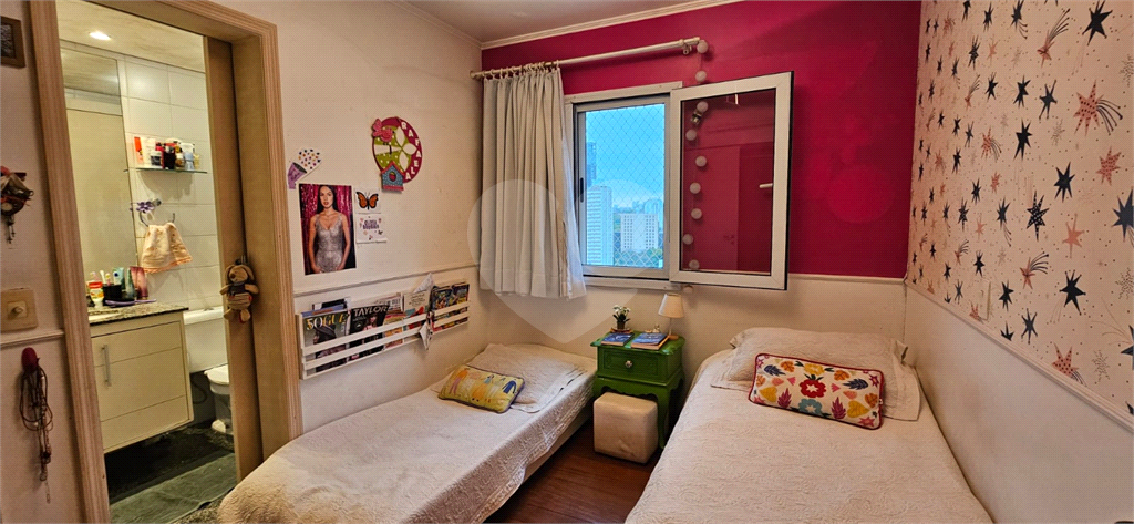 Apartamento à venda em Pinheiros -  3 quartos, 2 suítes - 100 m2