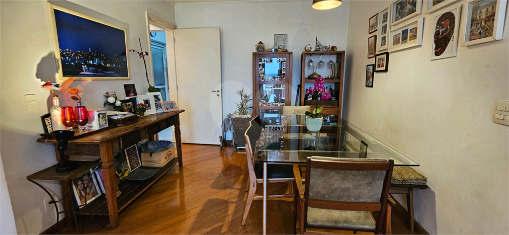 Apartamento à venda em Pinheiros -  3 quartos, 2 suítes - 100 m2