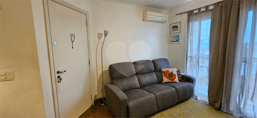Apartamento à venda em Pinheiros -  3 quartos, 2 suítes - 100 m2