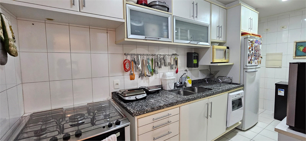 Apartamento à venda em Pinheiros -  3 quartos, 2 suítes - 100 m2