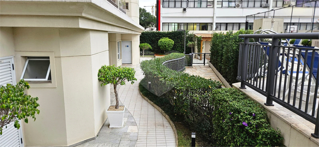 Apartamento à venda em Pinheiros -  3 quartos, 2 suítes - 100 m2