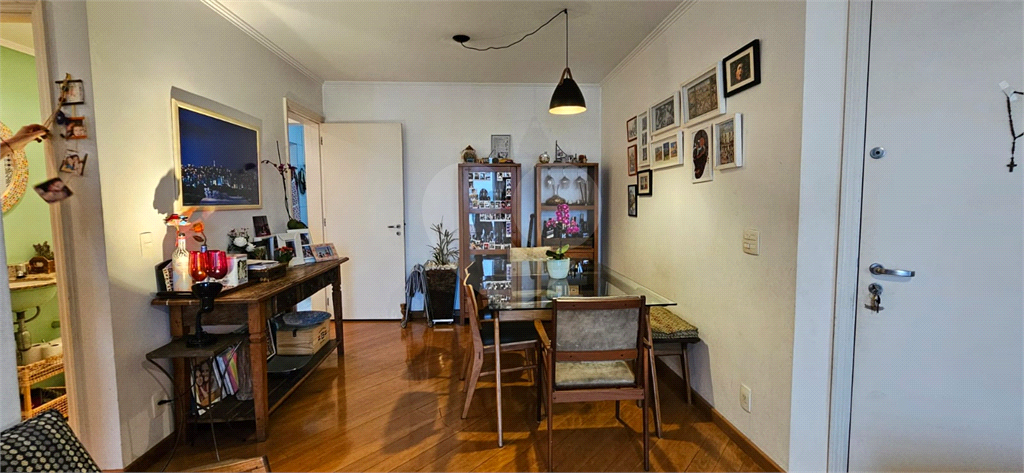 Apartamento à venda em Pinheiros -  3 quartos, 2 suítes - 100 m2