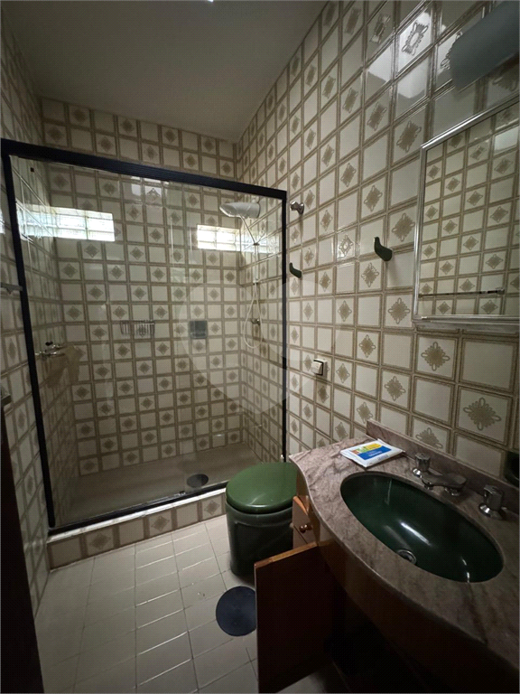 Casa térrea a venda na  Vila Madalena com 3 dormitórios, 2 vagas, edícula grande (2ª casa)