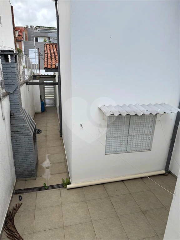 Casa térrea a venda na  Vila Madalena com 3 dormitórios, 2 vagas, edícula grande (2ª casa)