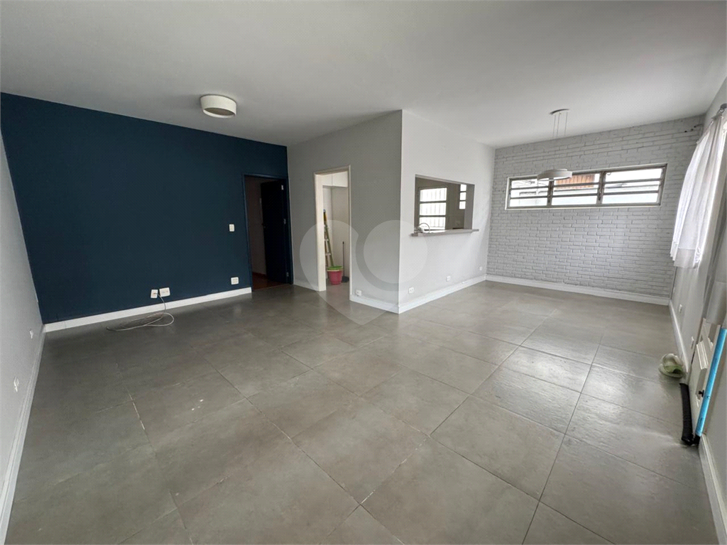 Casa térrea a venda na  Vila Madalena com 3 dormitórios, 2 vagas, edícula grande (2ª casa)