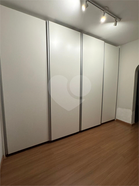 Casa térrea a venda na  Vila Madalena com 3 dormitórios, 2 vagas, edícula grande (2ª casa)