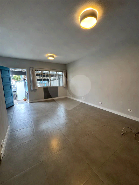 Casa térrea a venda na  Vila Madalena com 3 dormitórios, 2 vagas, edícula grande (2ª casa)