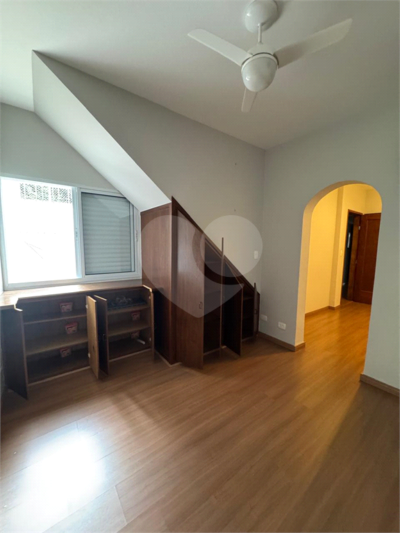 Casa térrea a venda na  Vila Madalena com 3 dormitórios, 2 vagas, edícula grande (2ª casa)