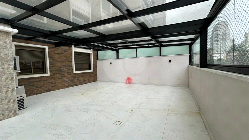 Apartamento garden à venda na Barra Funda com amplo espaço gourmet