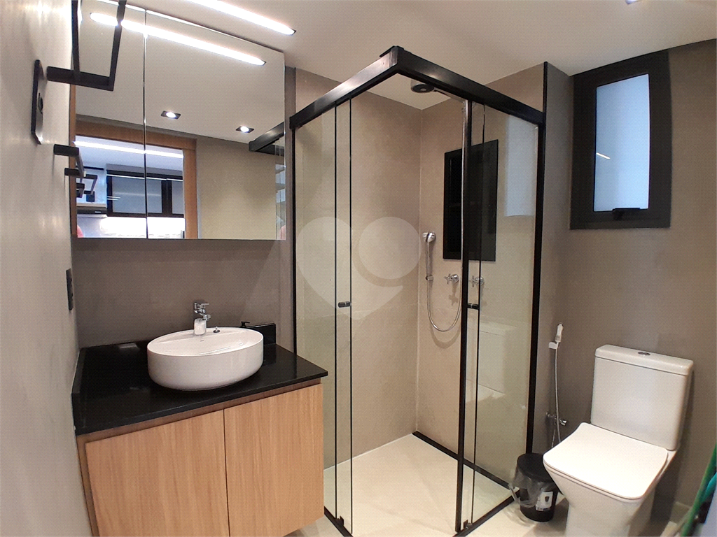 Apartamento studio com 26m² para alugar em Pinheiros