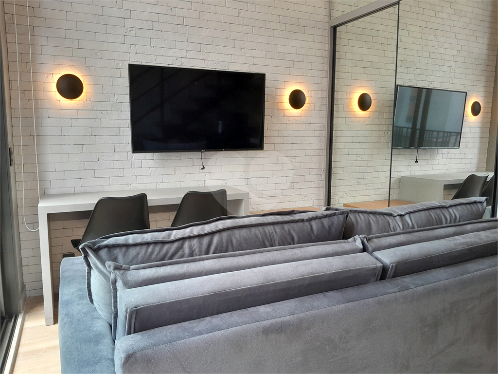 Apartamento studio com 26m² para alugar em Pinheiros