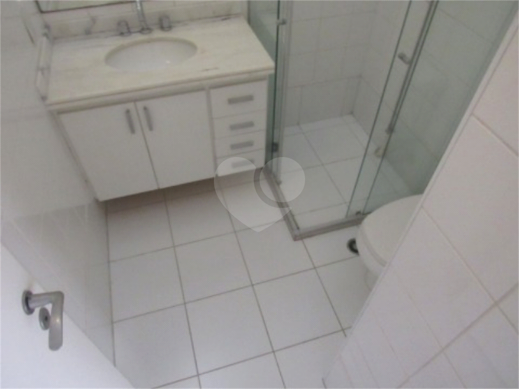 Casa  para alugar com 3 dormitórios 3 vagas  em condomínio fechado no Bairro Tremembé 