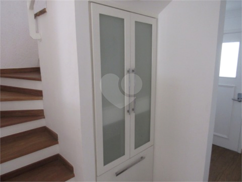 Casa  para alugar com 3 dormitórios 3 vagas  em condomínio fechado no Bairro Tremembé 