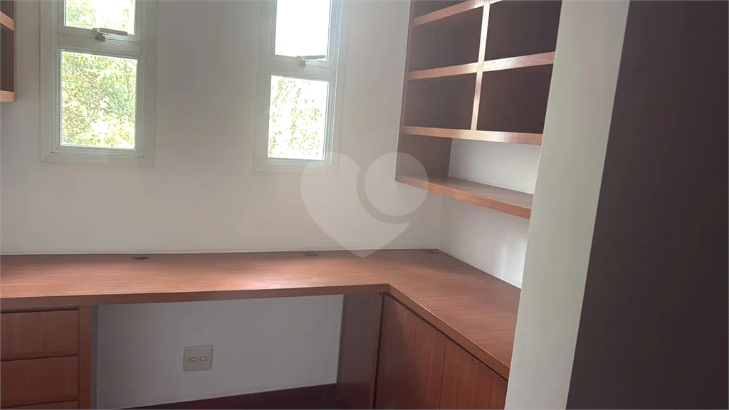 Vila Andrade 4 dorms com 2 garagens