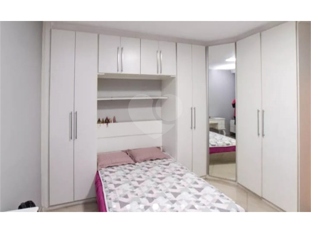 Casa a venda 4 dormitórios 2 salas 1 vaga no Bairro Jardim Japão 