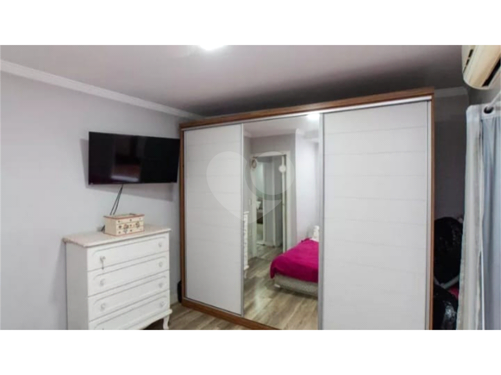 Casa a venda 4 dormitórios 2 salas 1 vaga no Bairro Jardim Japão 