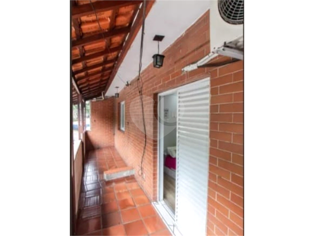 Casa a venda 4 dormitórios 2 salas 1 vaga no Bairro Jardim Japão 