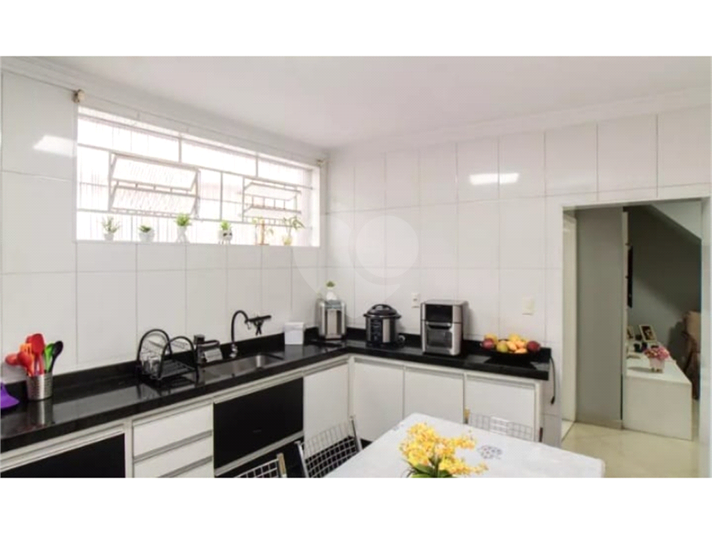 Casa a venda 4 dormitórios 2 salas 1 vaga no Bairro Jardim Japão 