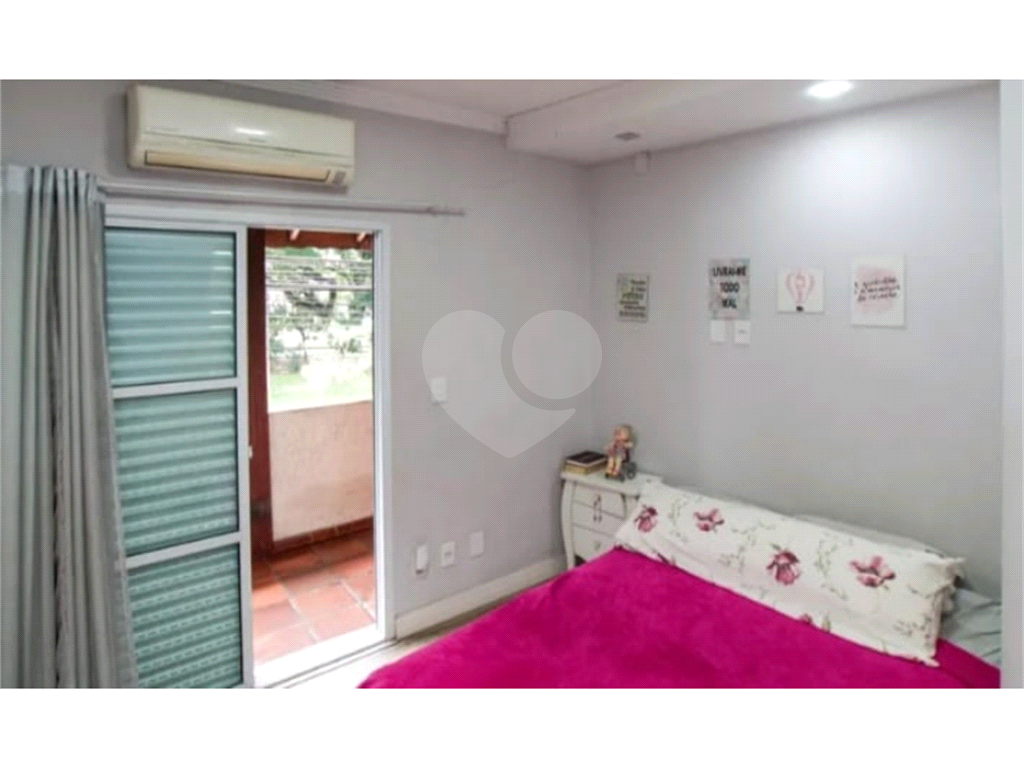 Casa a venda 4 dormitórios 2 salas 1 vaga no Bairro Jardim Japão 