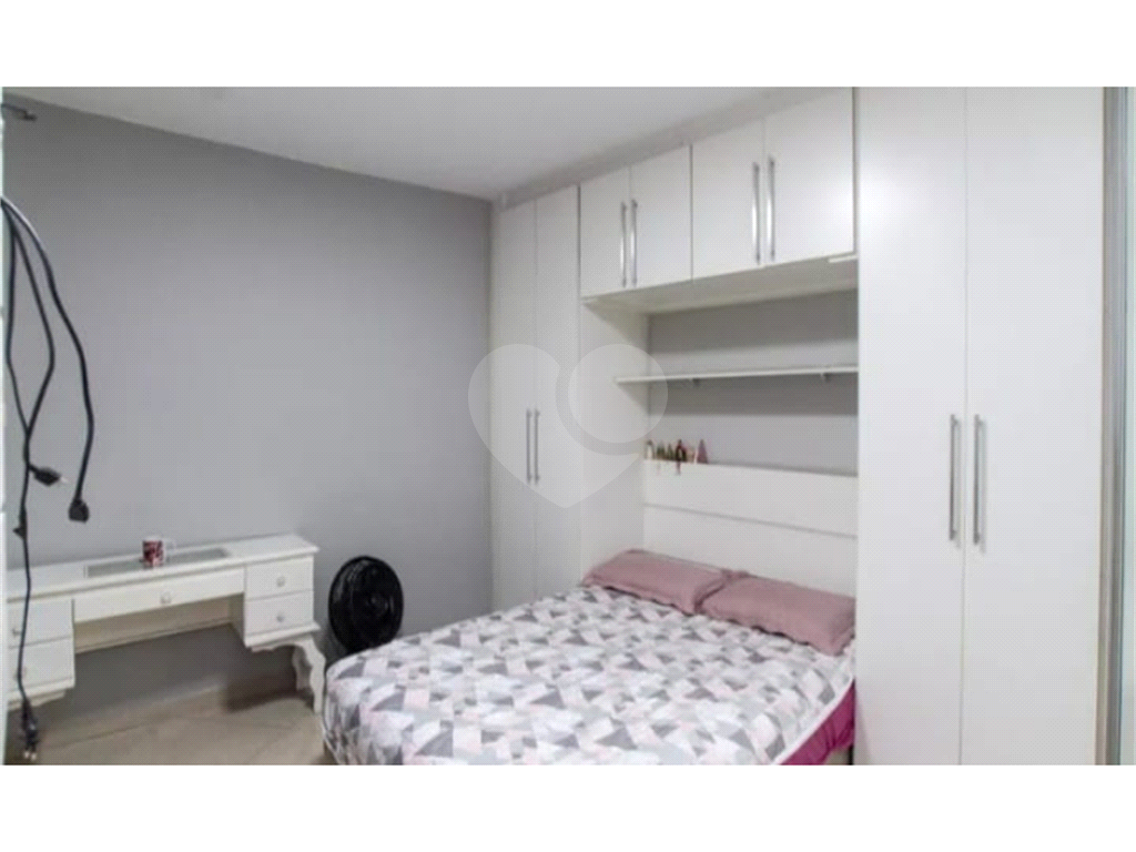 Casa a venda 4 dormitórios 2 salas 1 vaga no Bairro Jardim Japão 