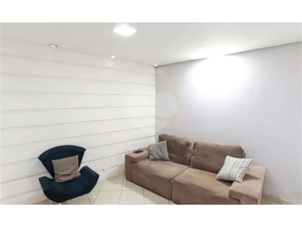 Casa a venda 4 dormitórios 2 salas 1 vaga no Bairro Jardim Japão 