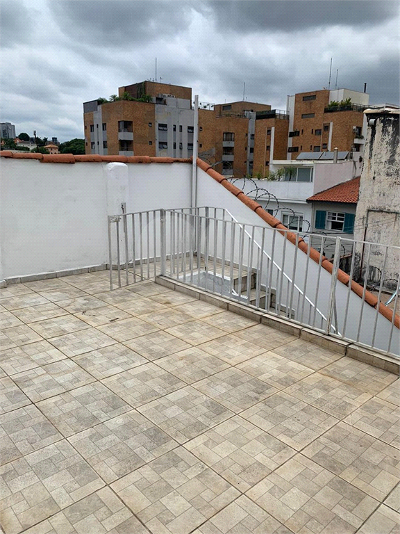 Sobrado  3 dormitórios no Jardim Gueala