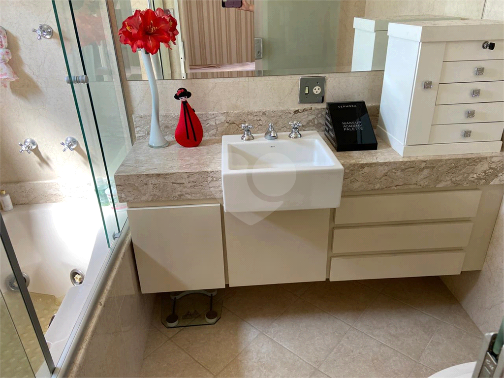 Apartamento Santana 3 suítes 3 vagas de garagem 