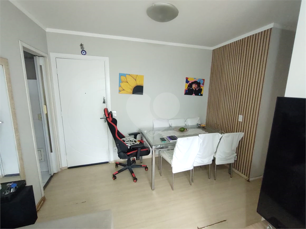 APARTAMENTO À VENDA -BOM RETIRO