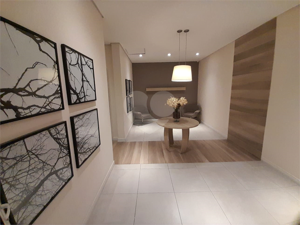 Apartamento à Venda 57 m² | 2 Dormitórios | 1 Vaga | Varanda | Lauzane Paulista