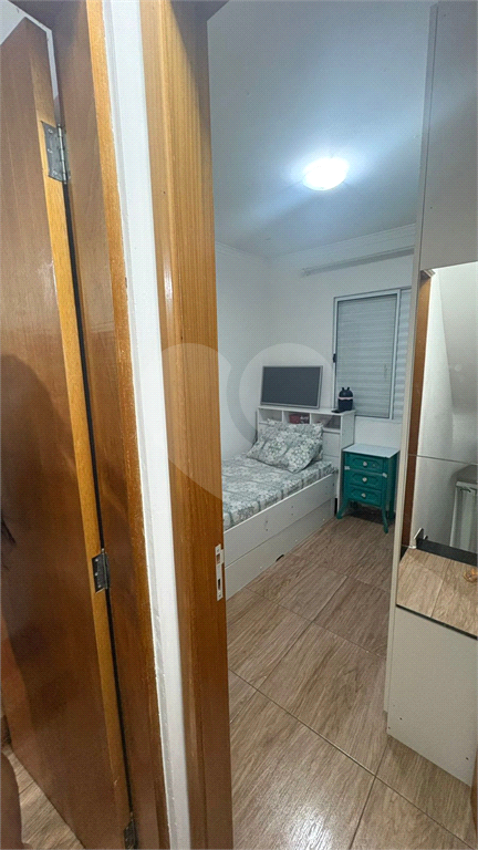 SOBRADO EM CONDOMINIO FECHADO.