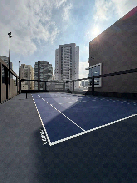 Apartamento com 3 quartos (suites) em Pinheiros