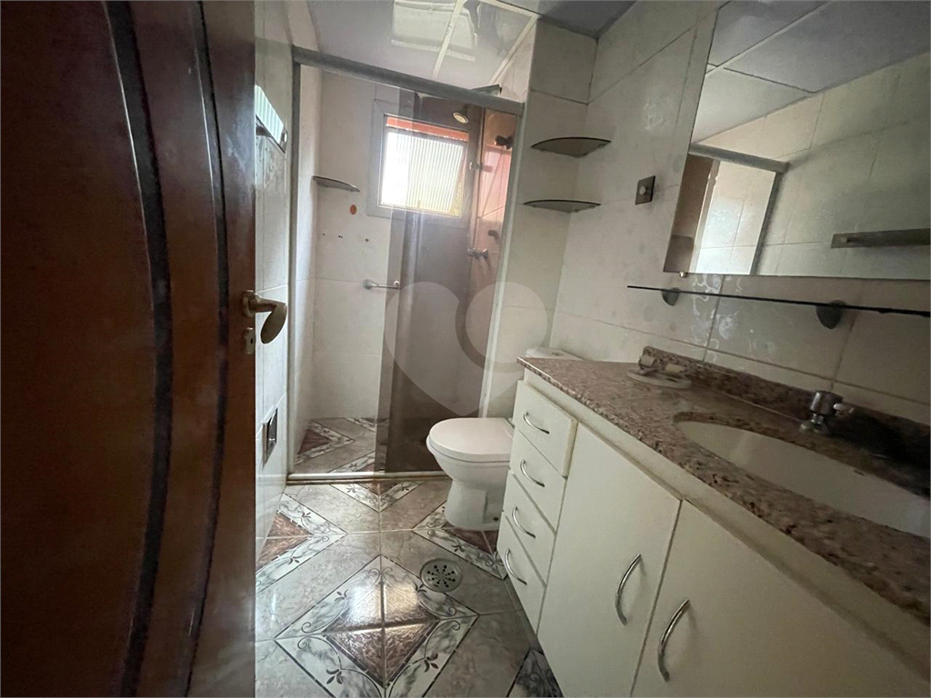 APARTAMENTO em CASA VERDE