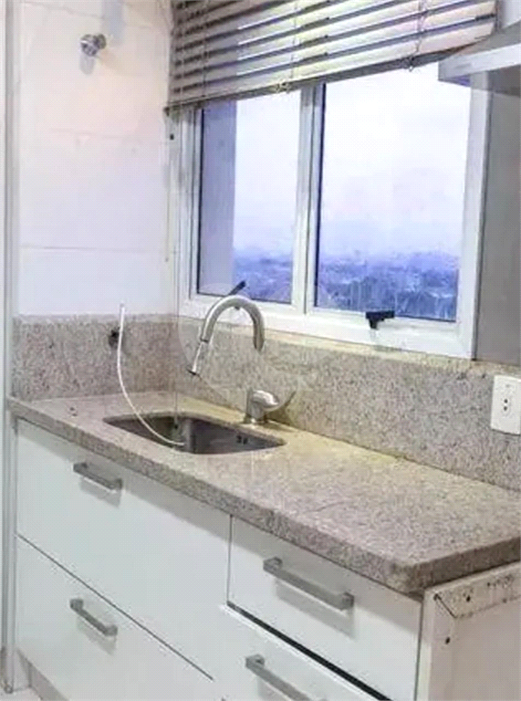 APARTAMENTO em VILA GUILHERME